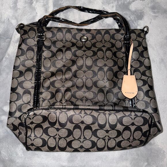 Coach Handbags - Coach tote bag missing strap and worn handles
